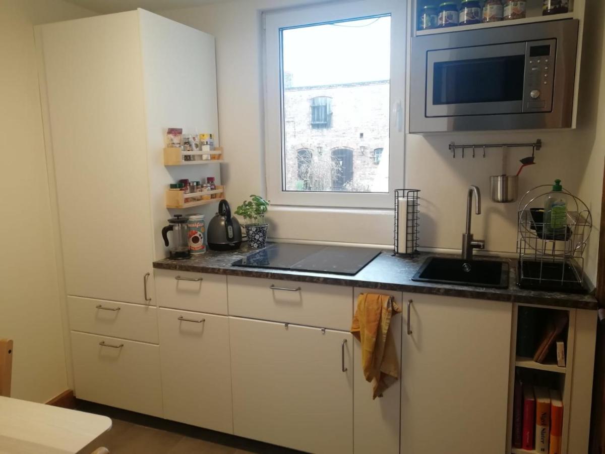 Kleine Galerie Apartment Fuer 3 Mit Kueche Kamin Netflix Parken Und Hofladen Steinhofel Exterior foto