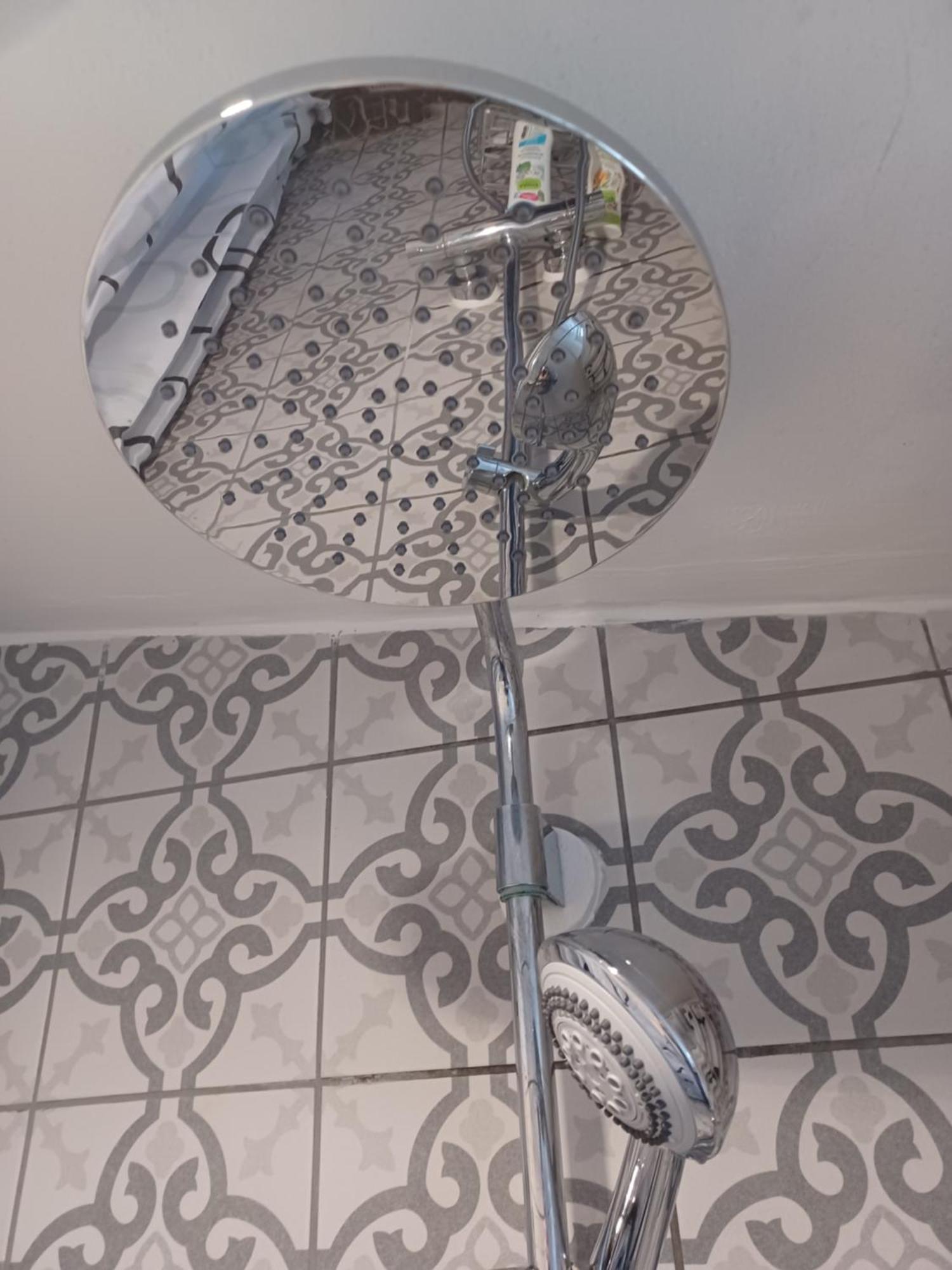Kleine Galerie Apartment Fuer 3 Mit Kueche Kamin Netflix Parken Und Hofladen Steinhofel Exterior foto